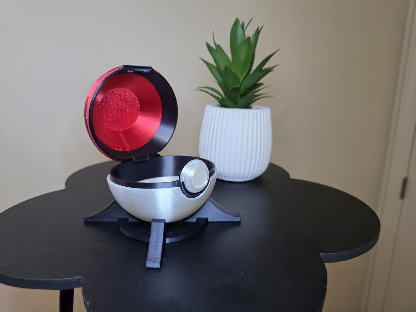 Life-Size Poké Ball!